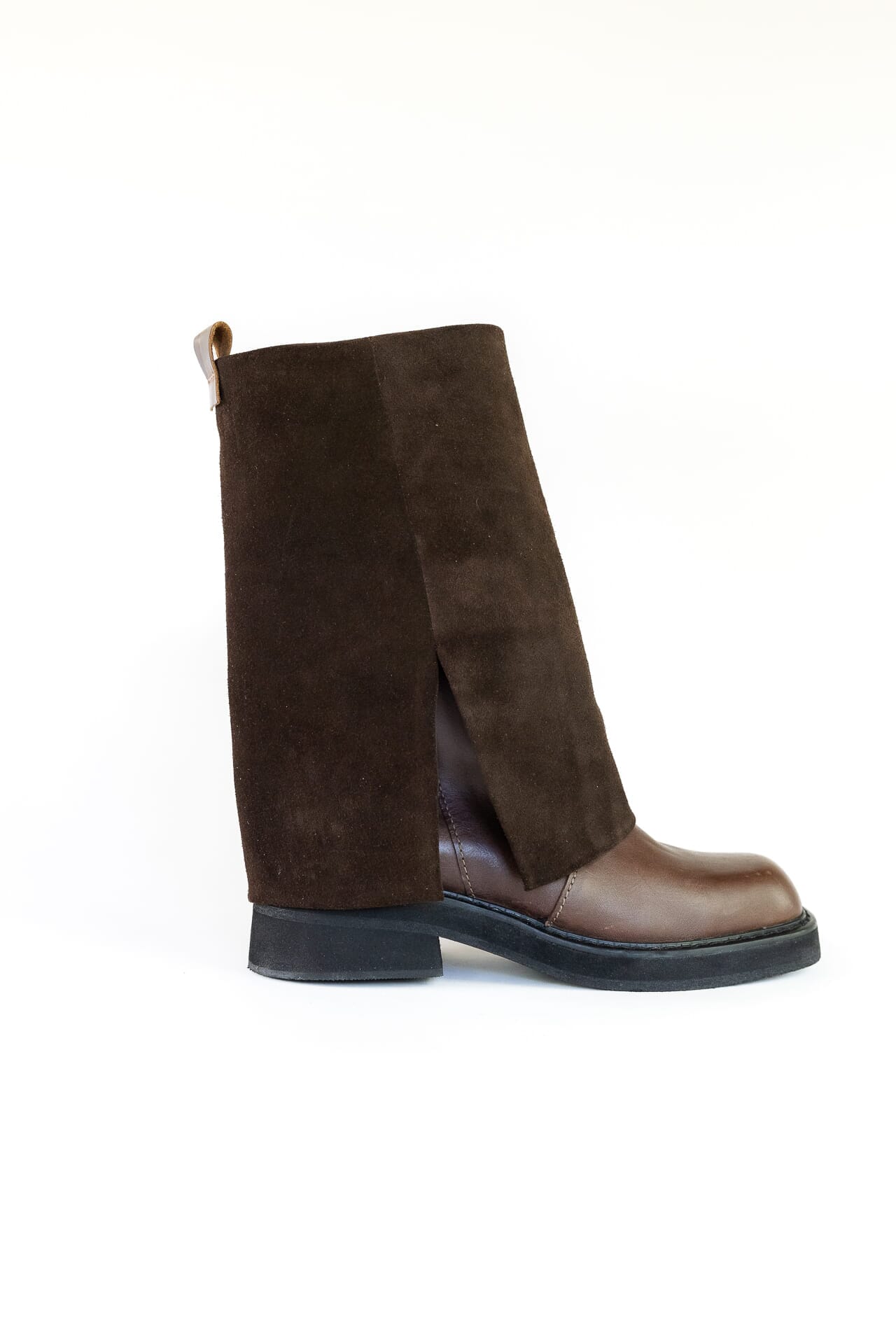 Bota Volcada