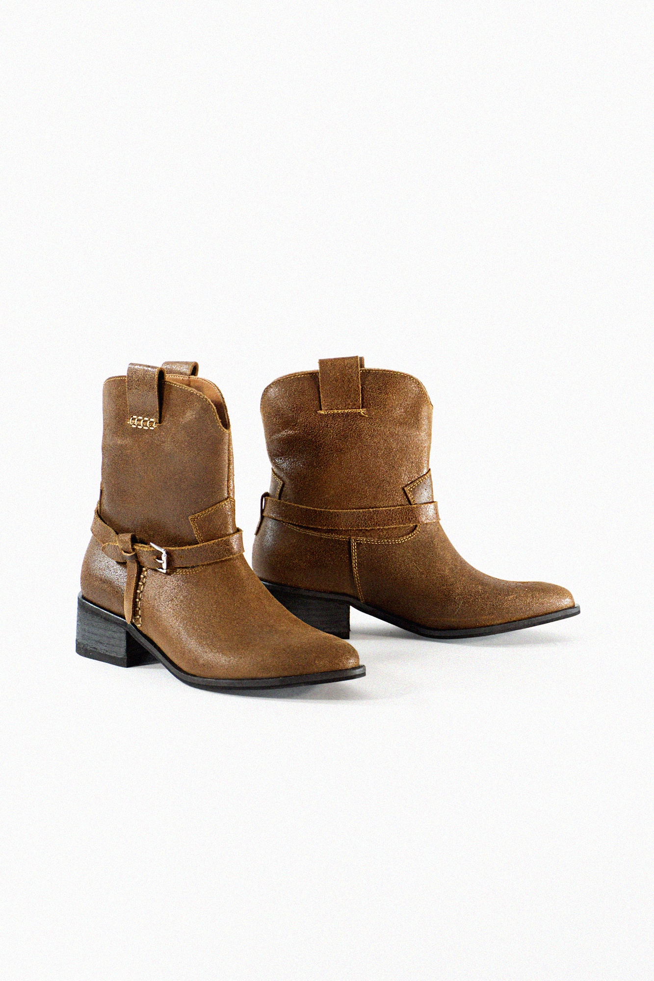 BOTA MONTOYA