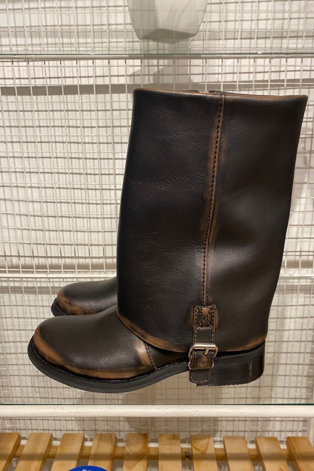 BOTA REBEL