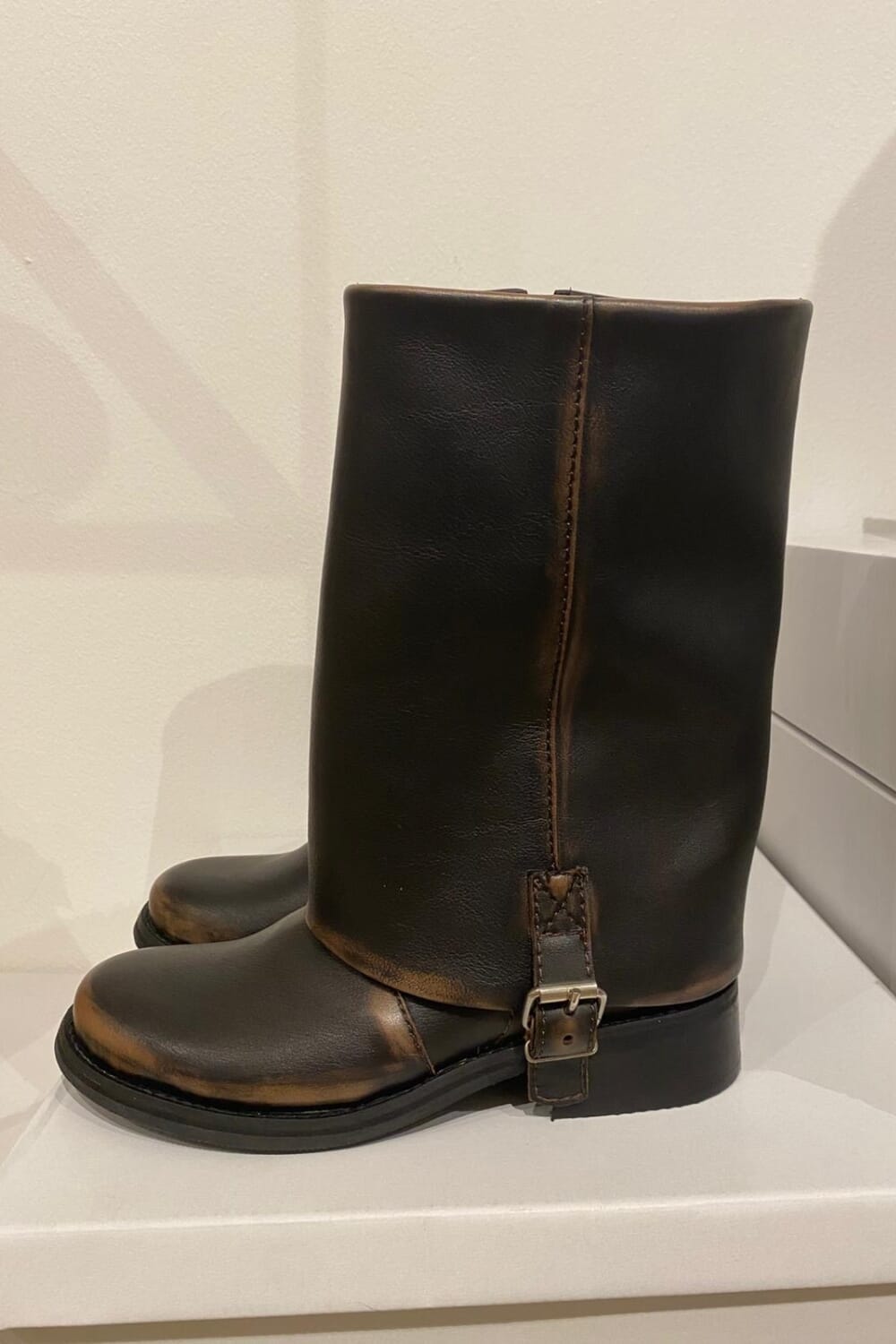 BOTA REBEL