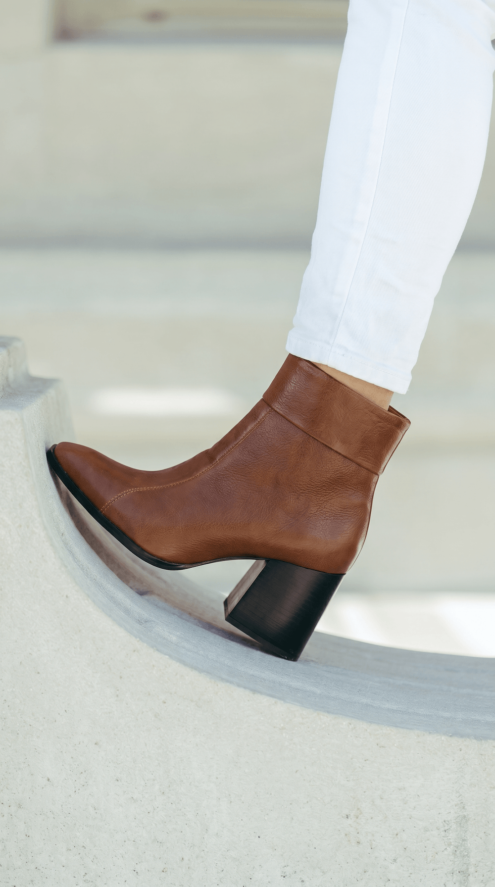 BOTA AMBAR