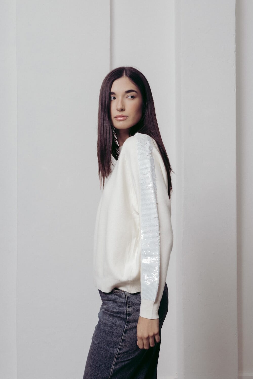 SWEATER LINE