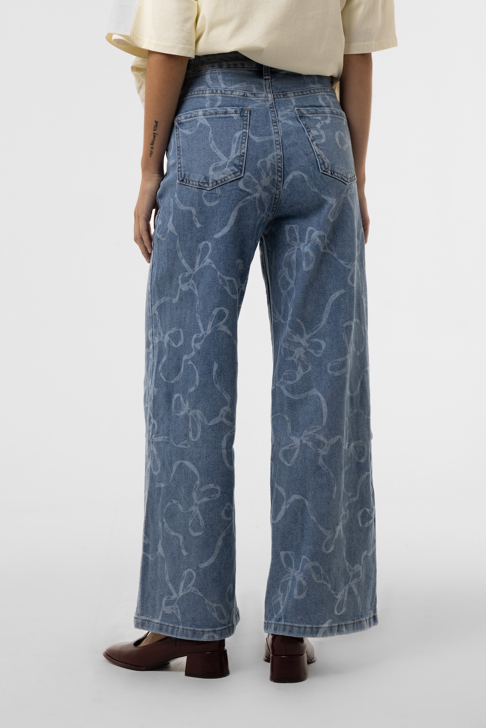 JEAN BOW