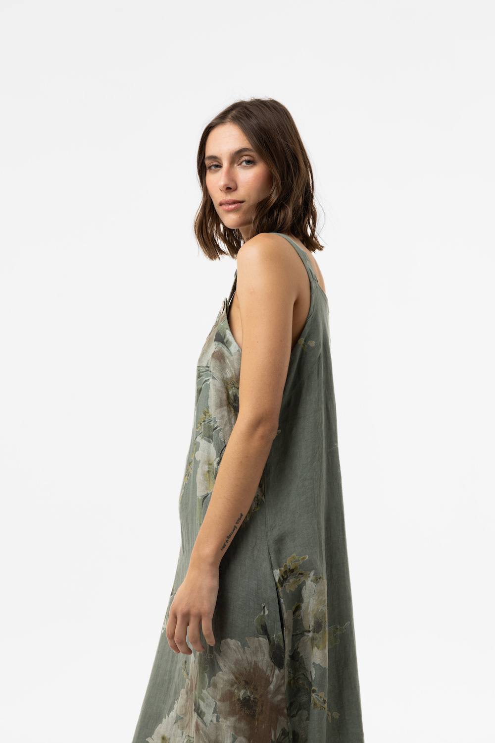 VESTIDO FLORA