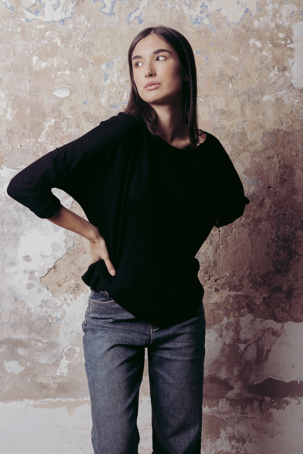 REMERA ESSENTIAL BALCK