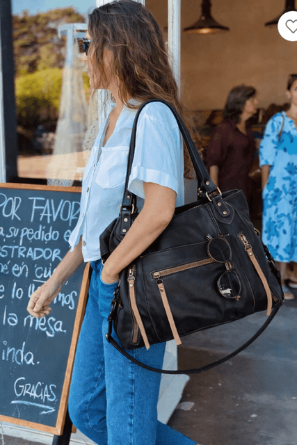 Cartera Revolution leather bag