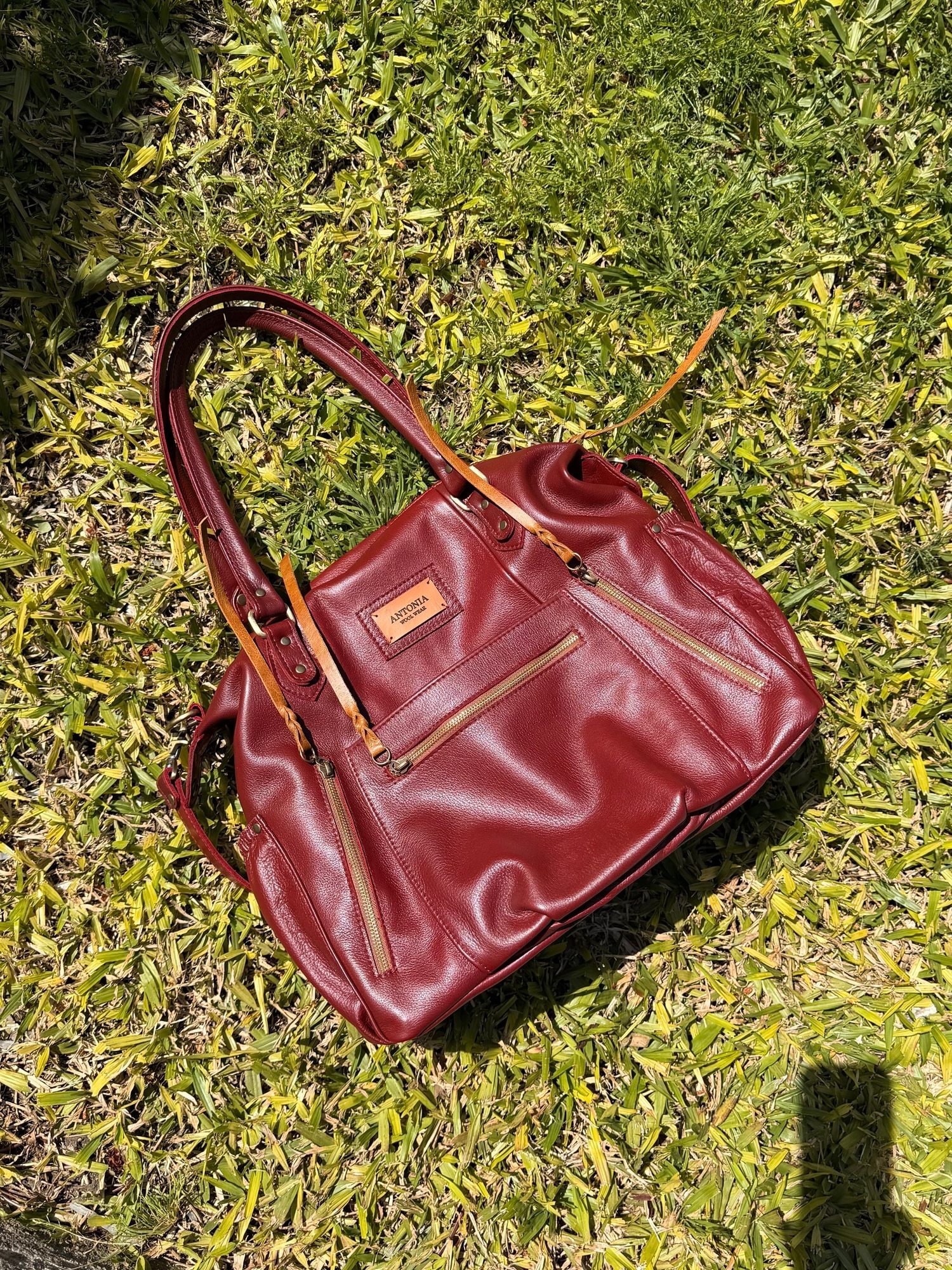 Bolso maternal  de cuero