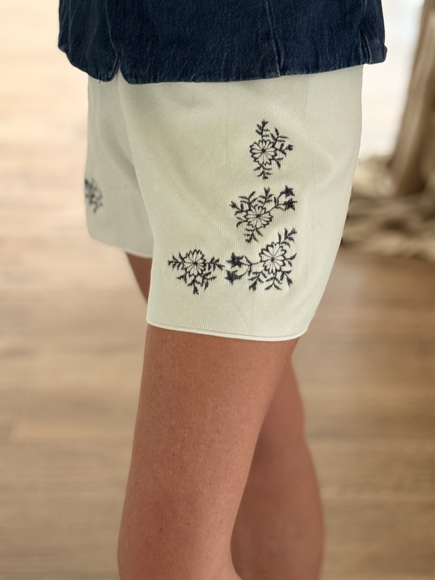 Short Navy flowers
