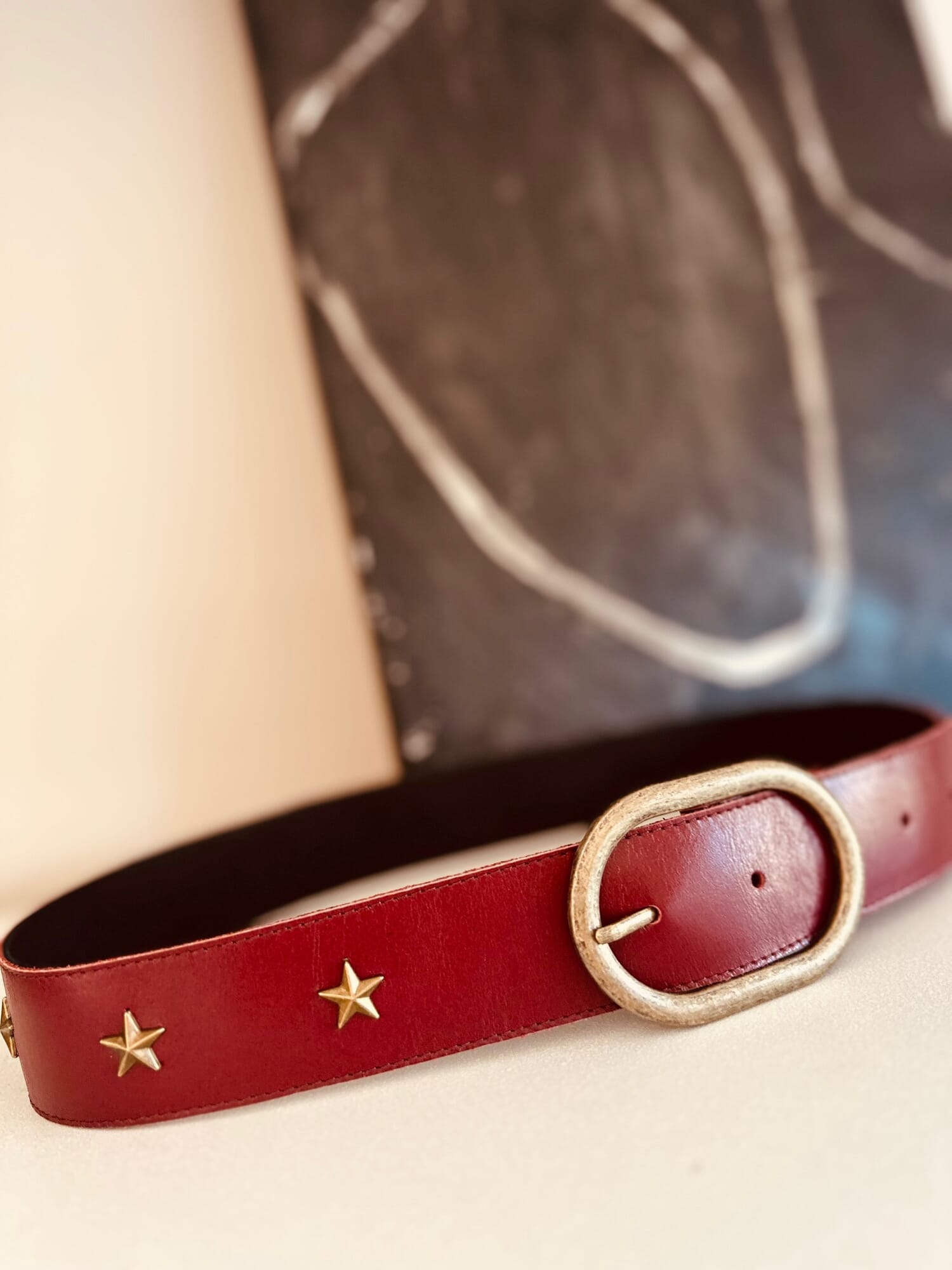 Cinturón cuero Burgundy  Estrellas