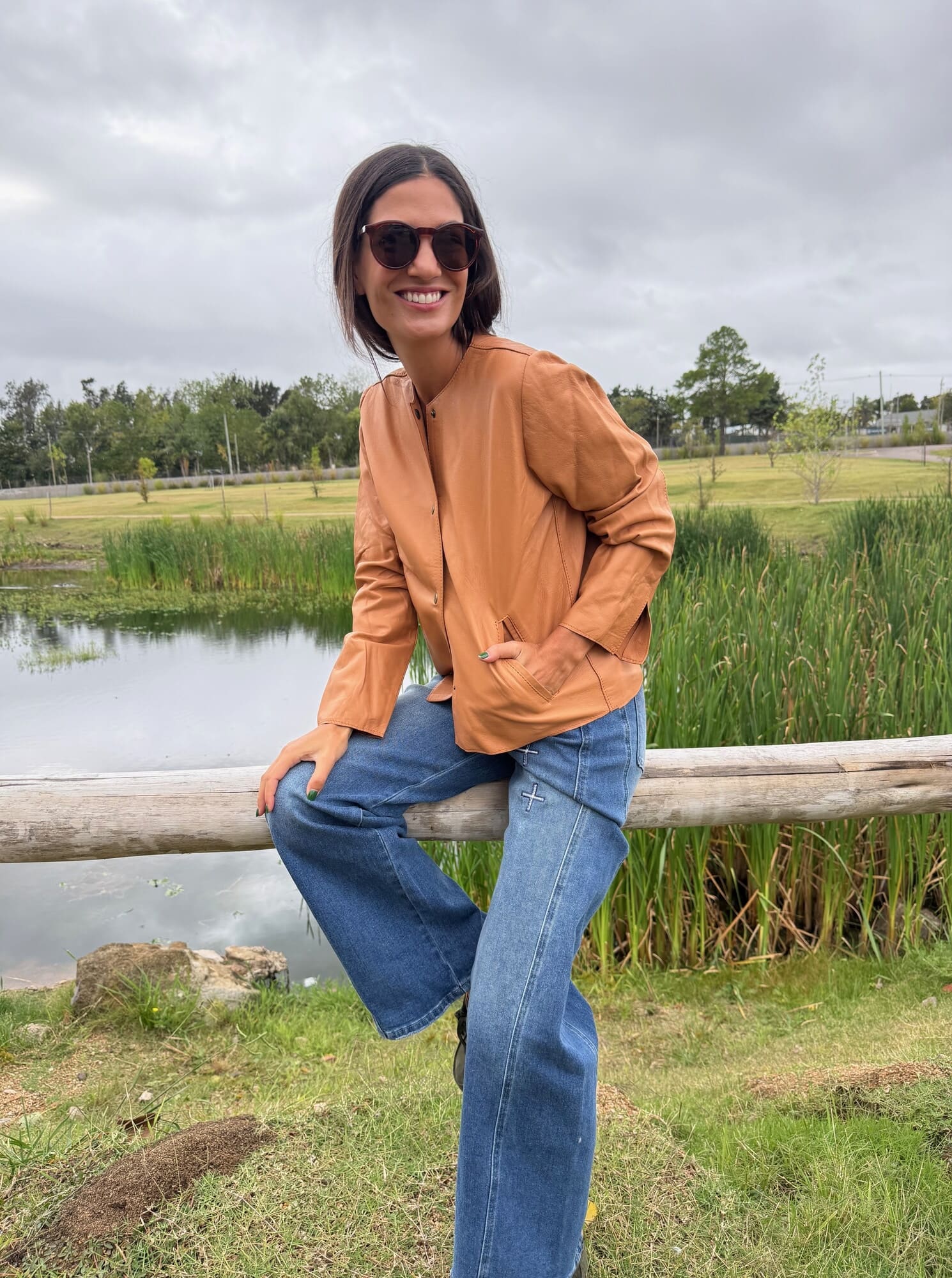 Campera de cuero Short slouchy leather jacket