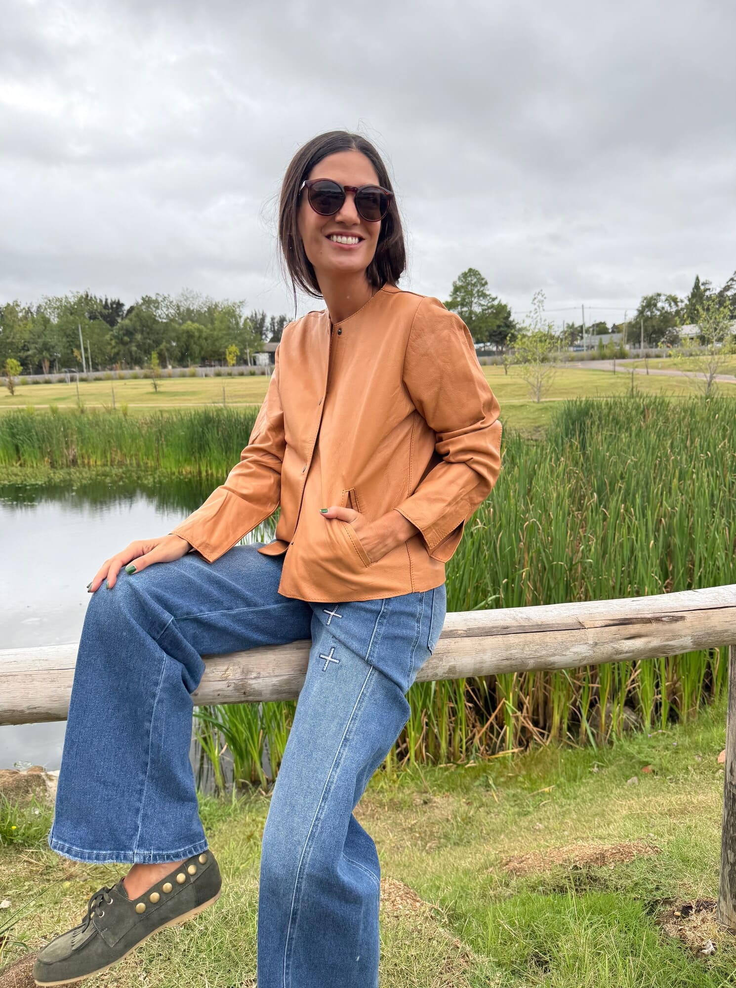 Campera de cuero Short slouchy leather jacket