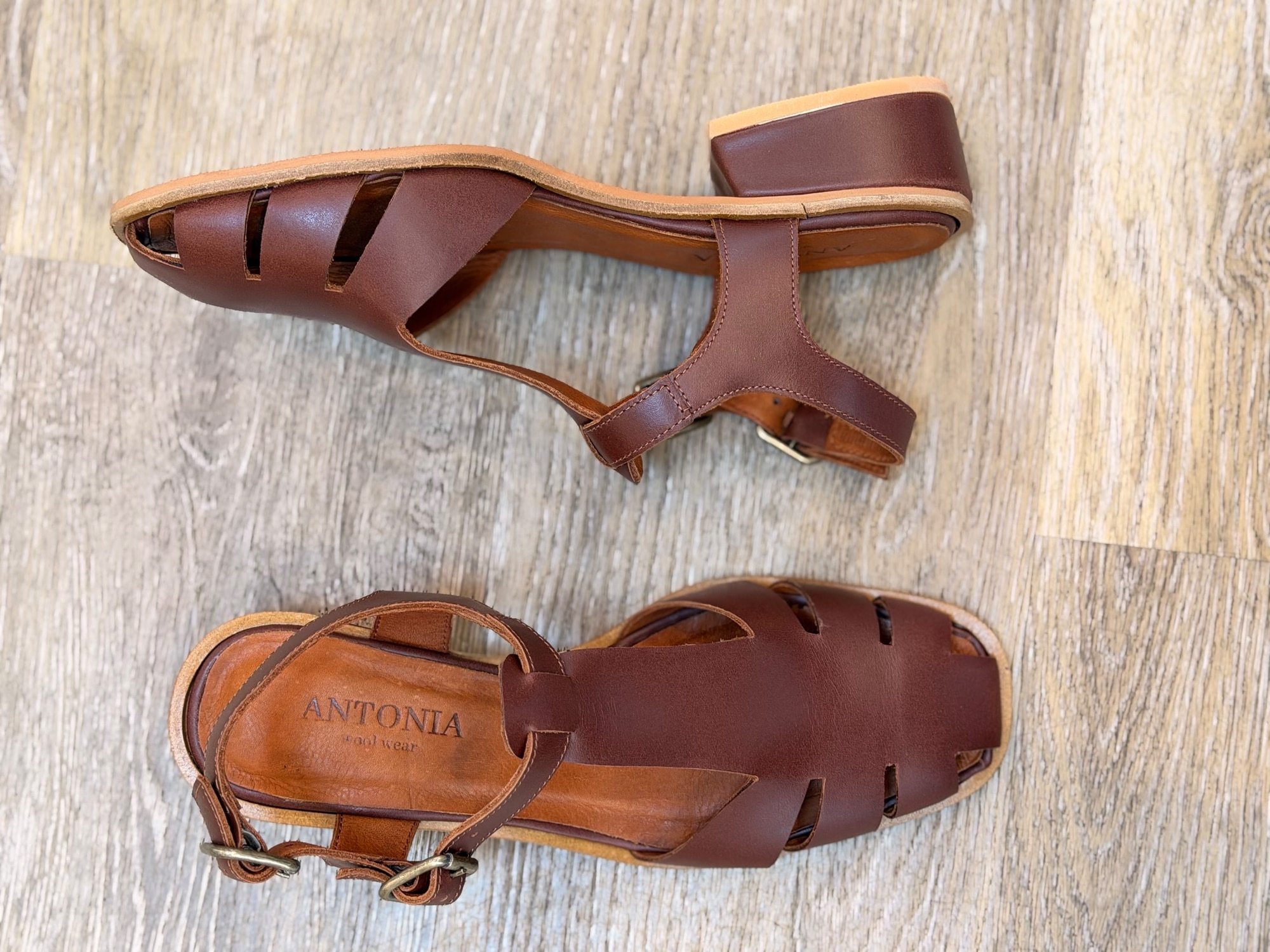 Fisher sandal alta