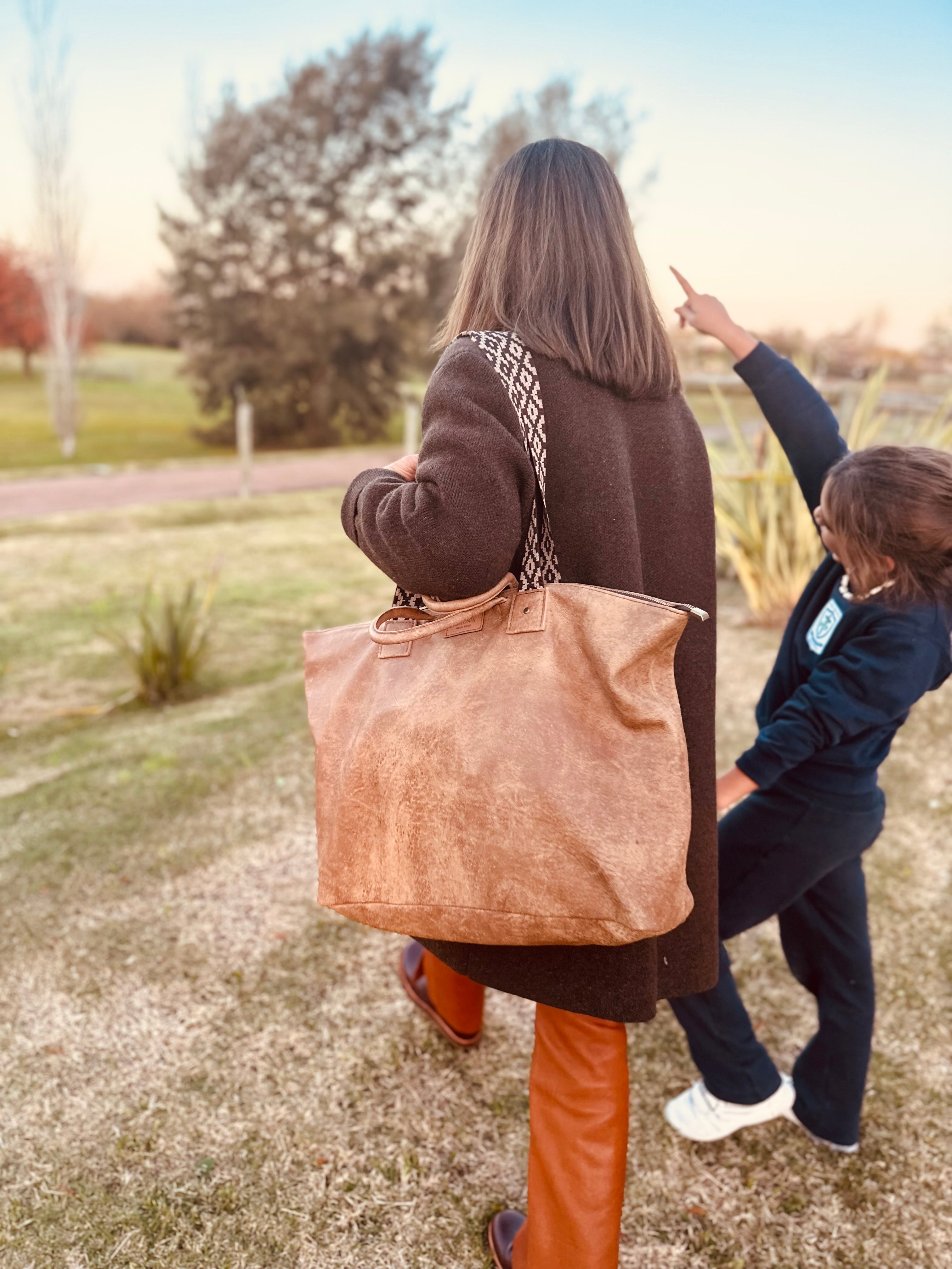 XL BAG Marrón gastado