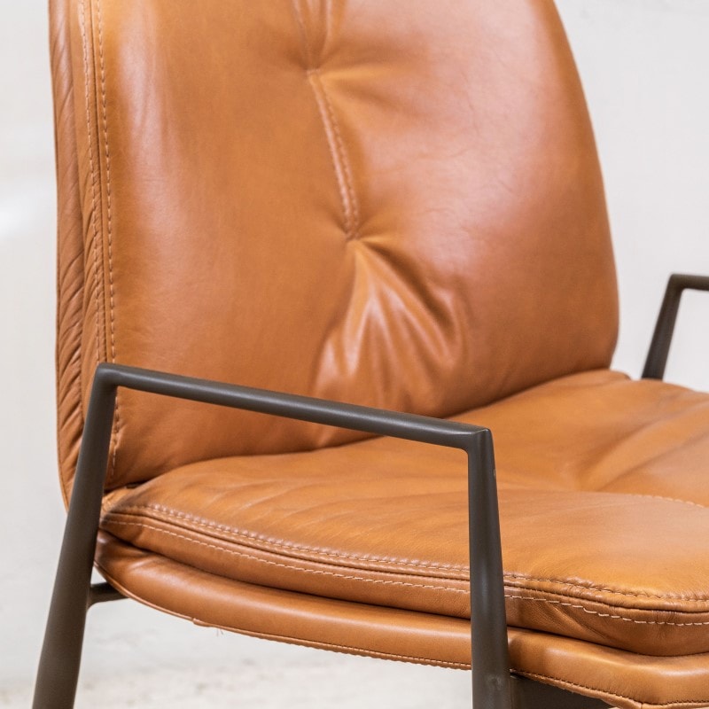 Silla Cuero Seriema Cognac