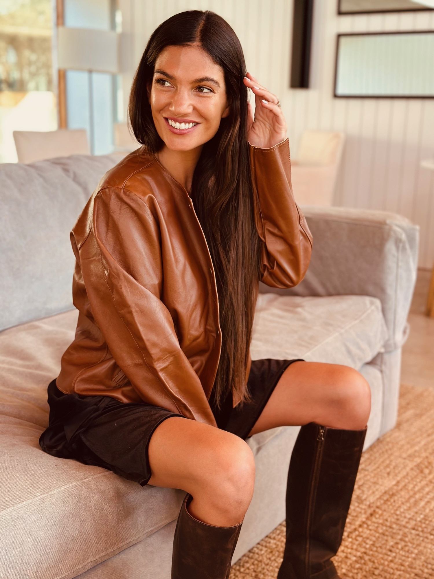 Campera de cuero Short slouchy leather jacket