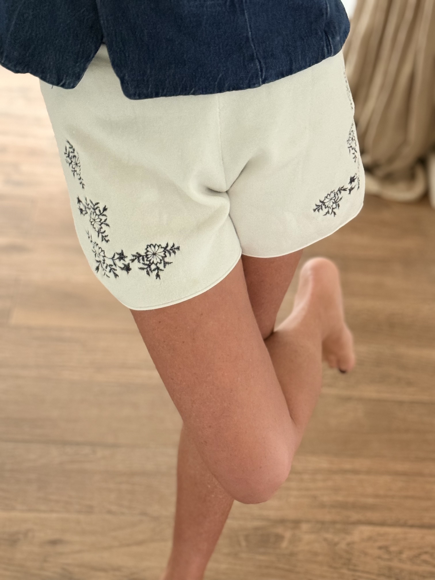 Short Navy flowers