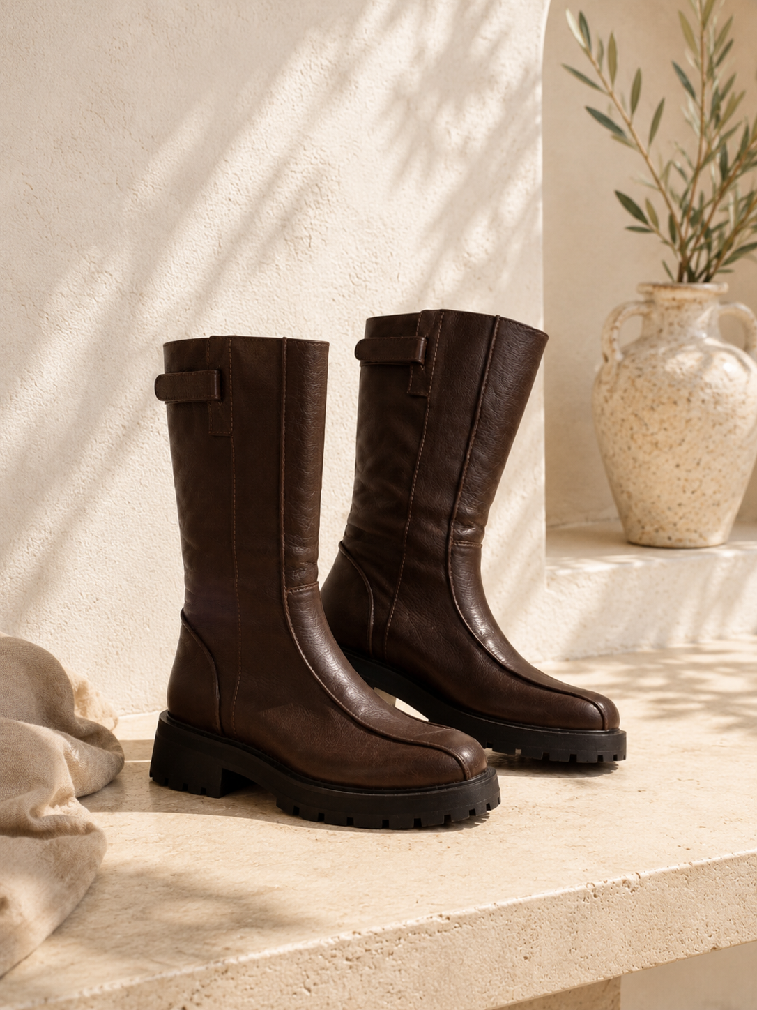 Bota Cleveland