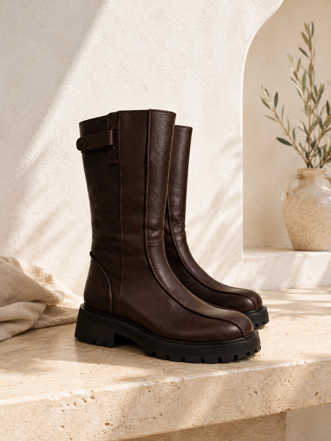 Bota Cleveland