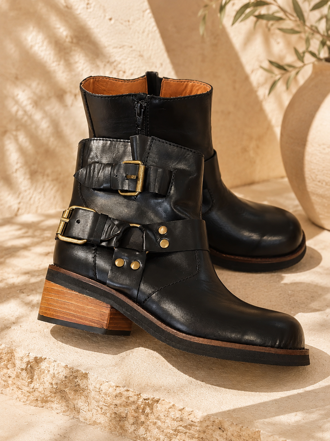 Bota Dutton