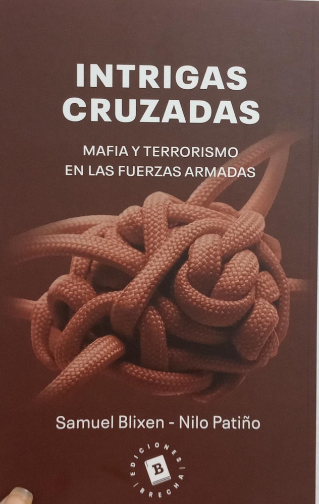 INTRIGAS CRUZADAS