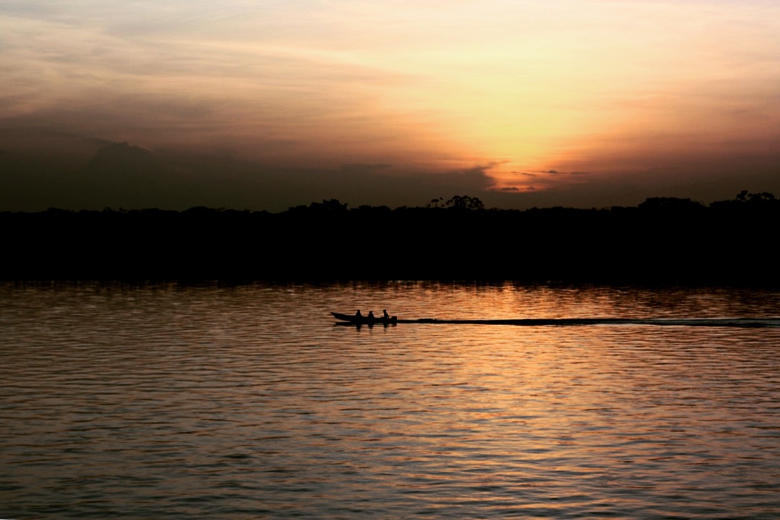 Seis días navegando el río Amazonas