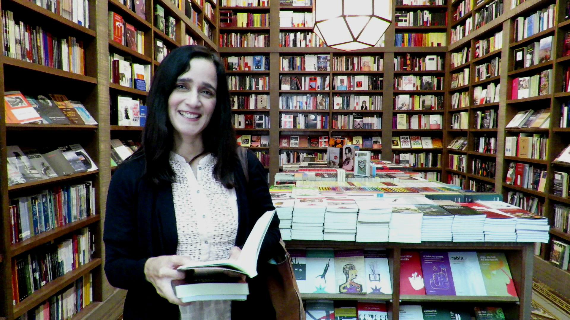 Recordamos a Marosa di Giorgio con Julieta Venegas