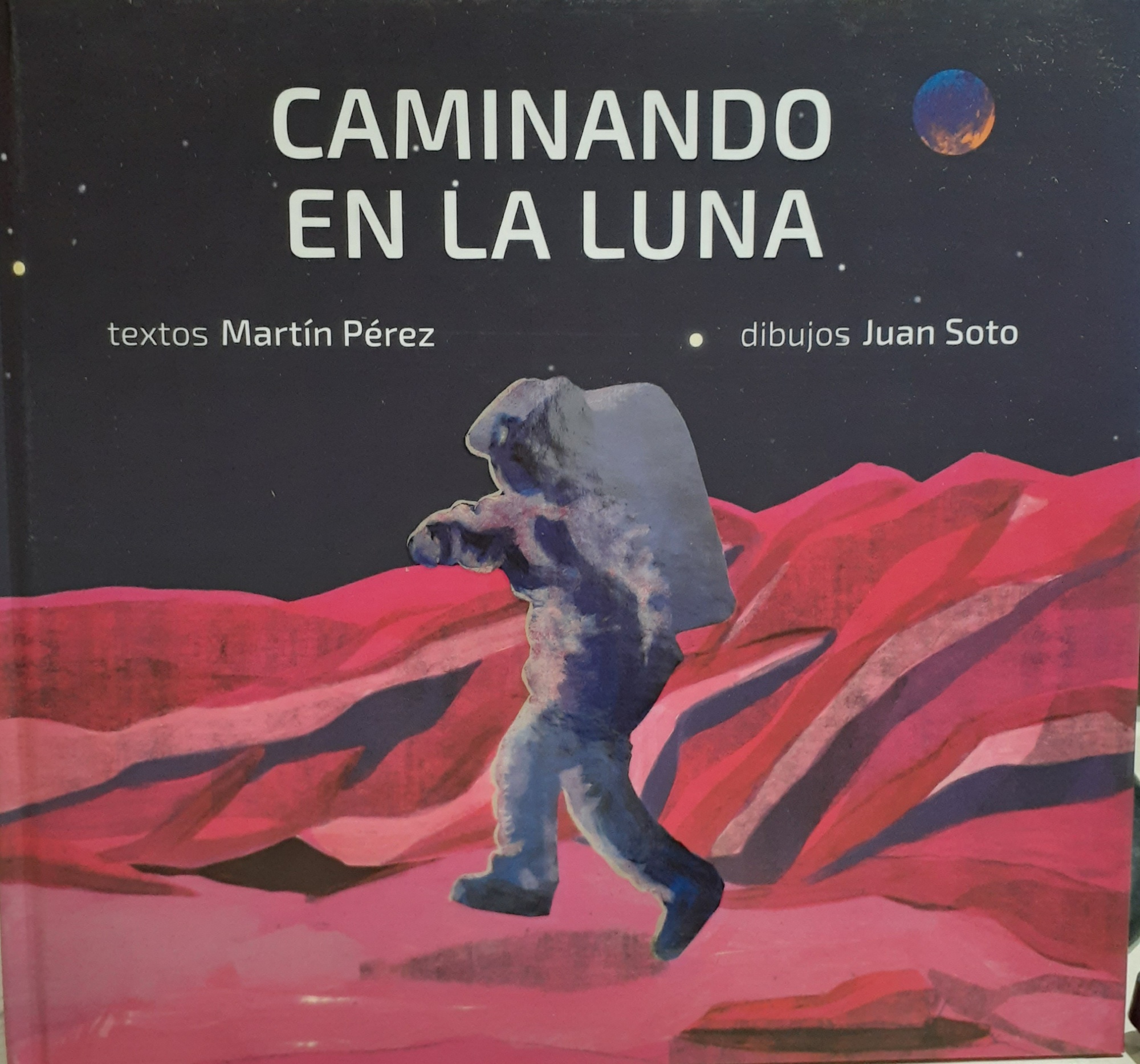 CAMINANDO EN LA LUNA