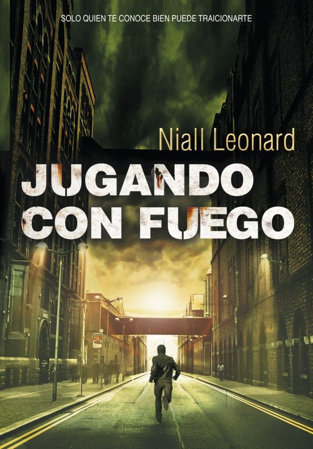 JUGANDO CON FUEGO
