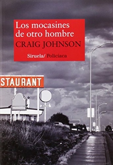 LOS MOCASINES DE OTRO HOMBRE