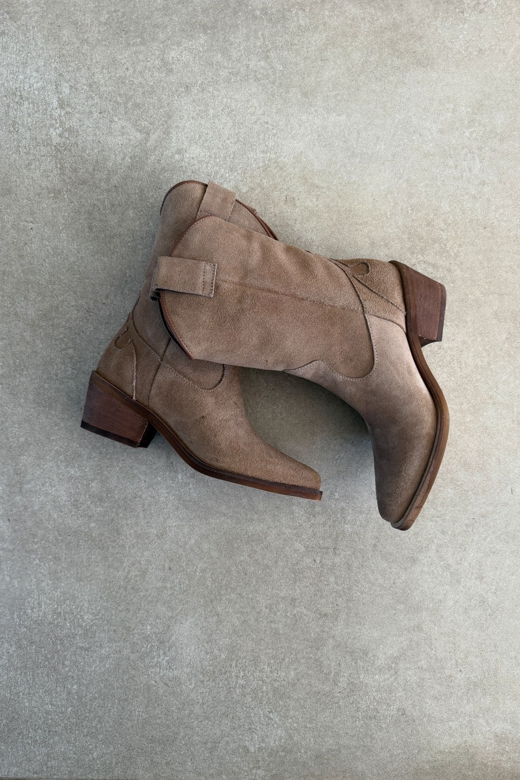 Bota Roger
