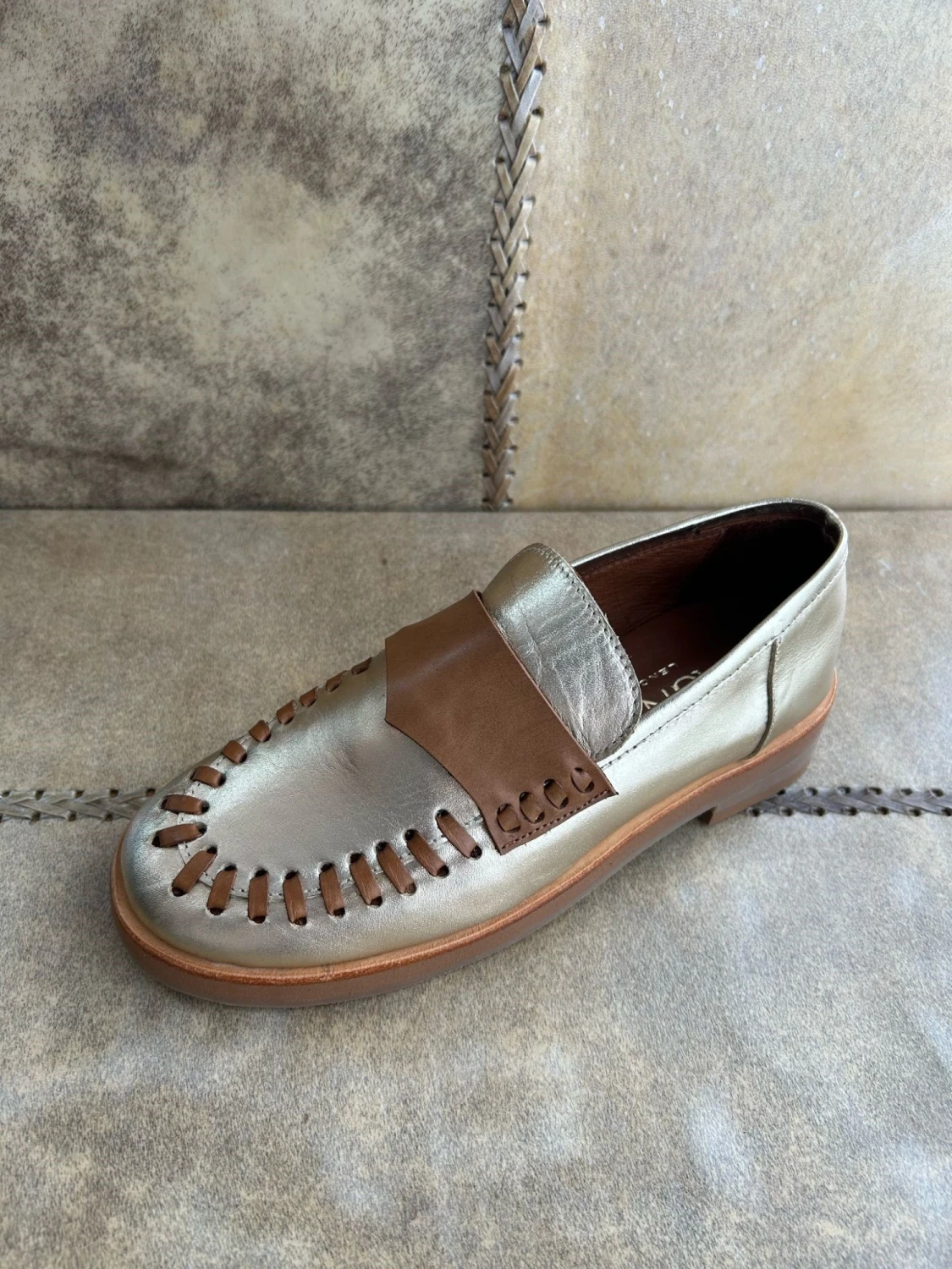 Mocasin Vol2