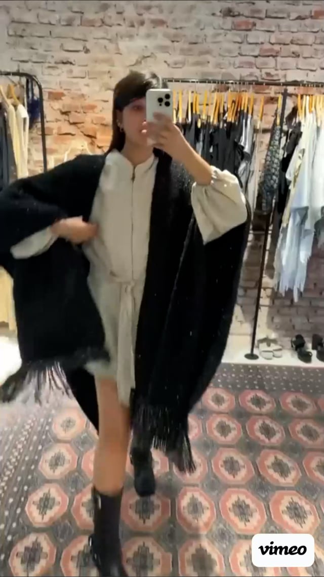 RUANA ELVIRA