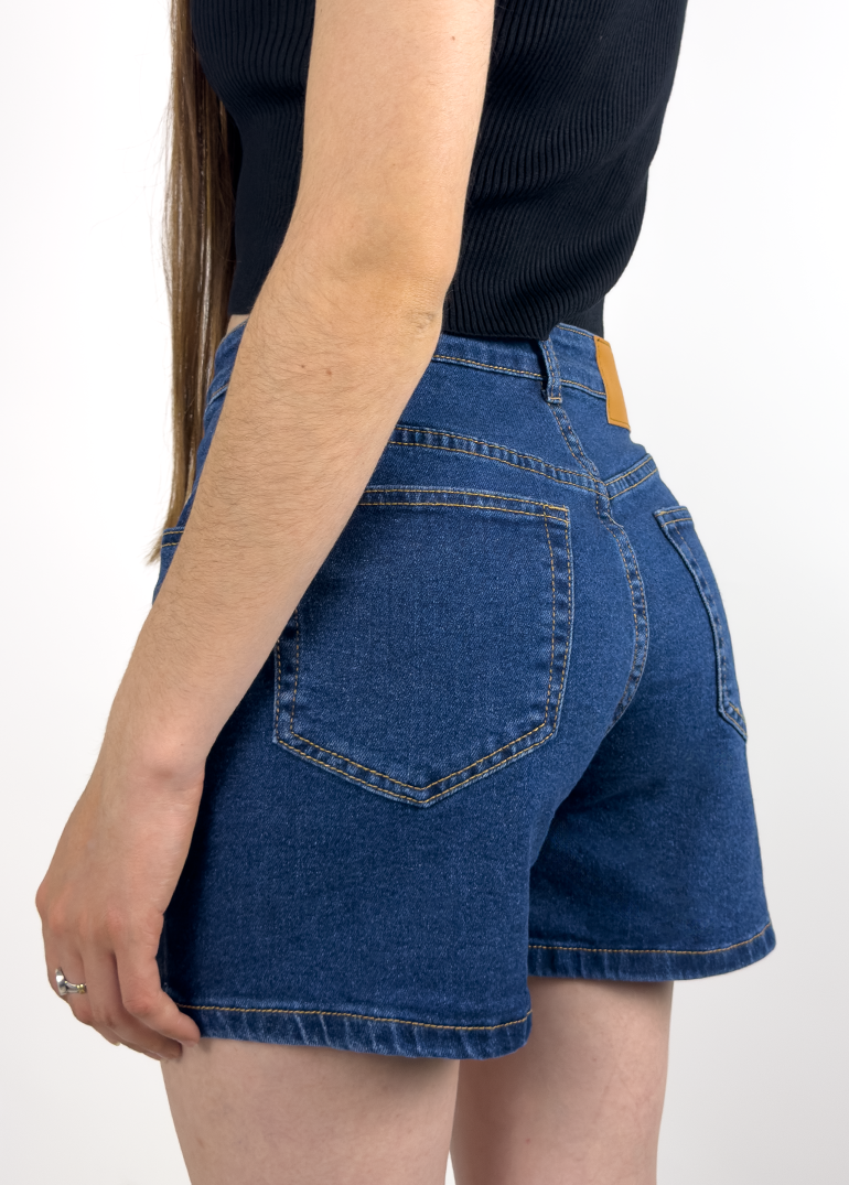 Short Alaia