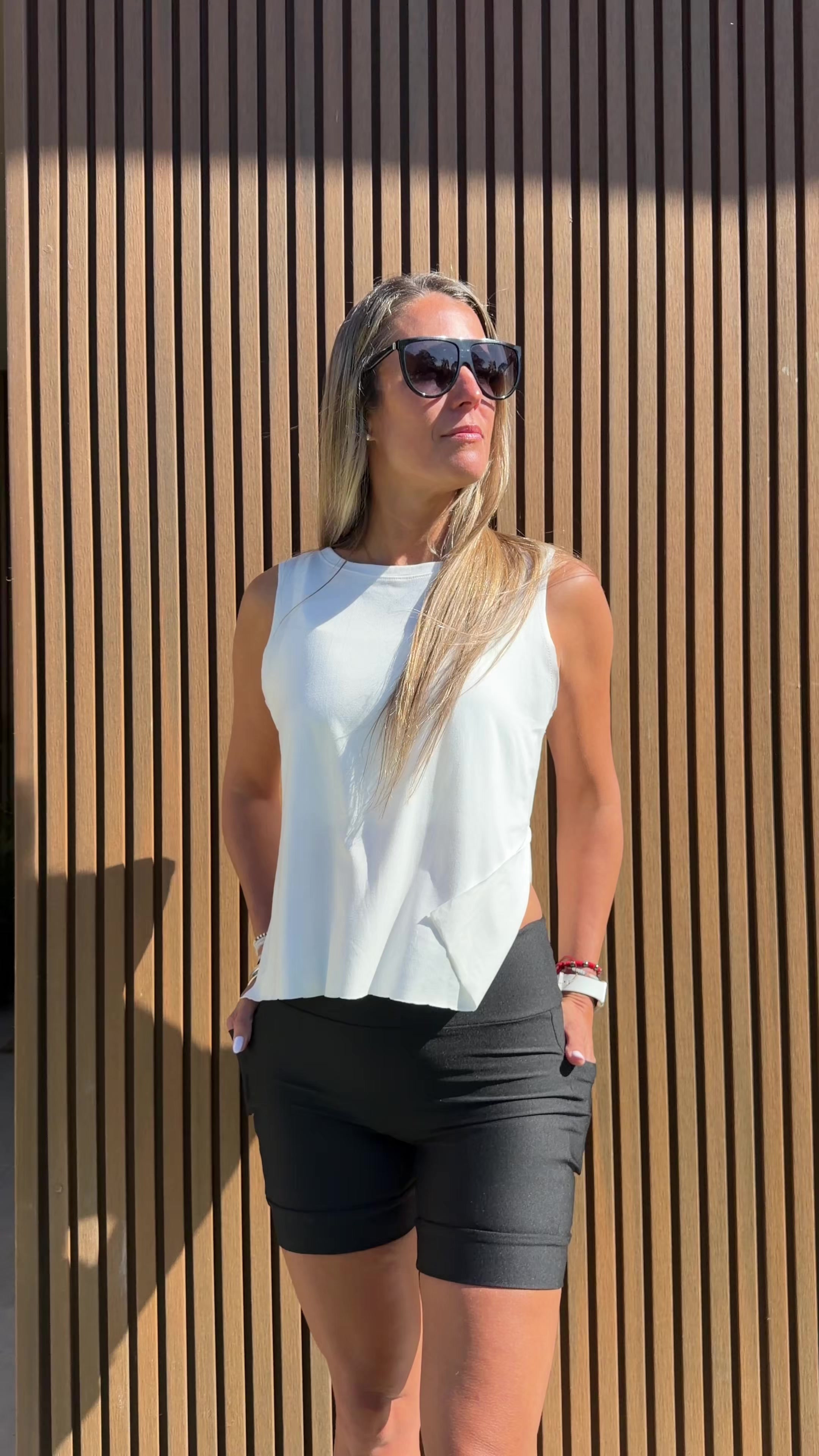 CONJUNTO BIKER + MUSCULOSA TRENA