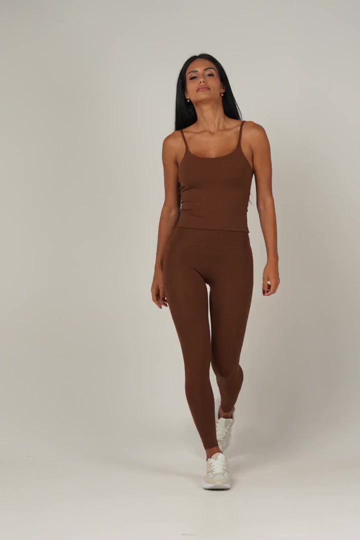 CONJUNTO MUSCULOSA Y CALZA COCOA
