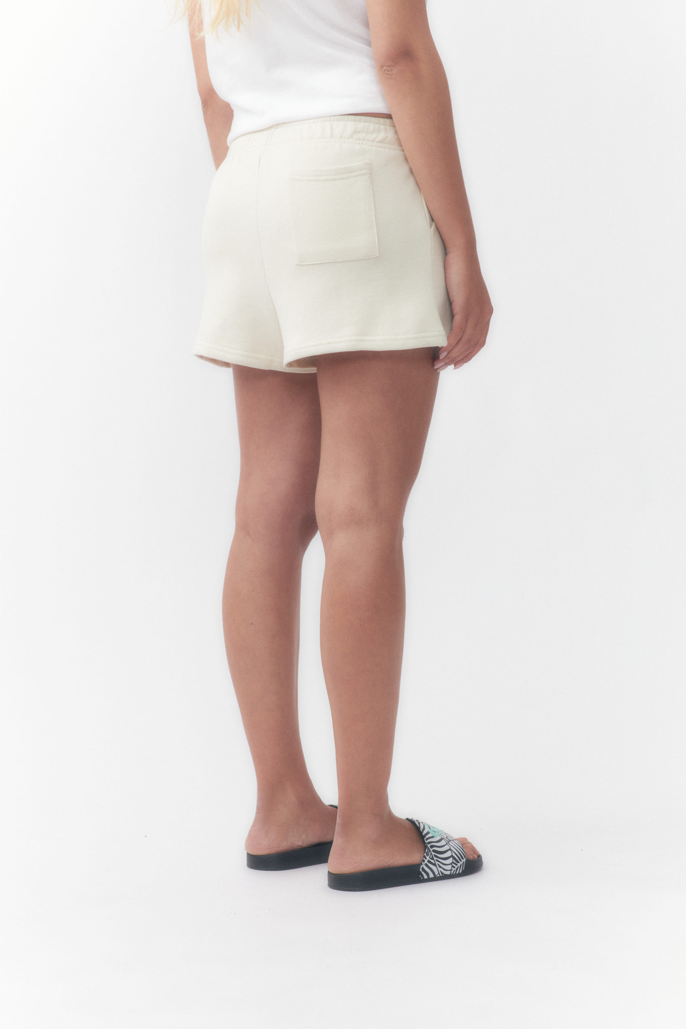 Short Roxy Ana – Crudo