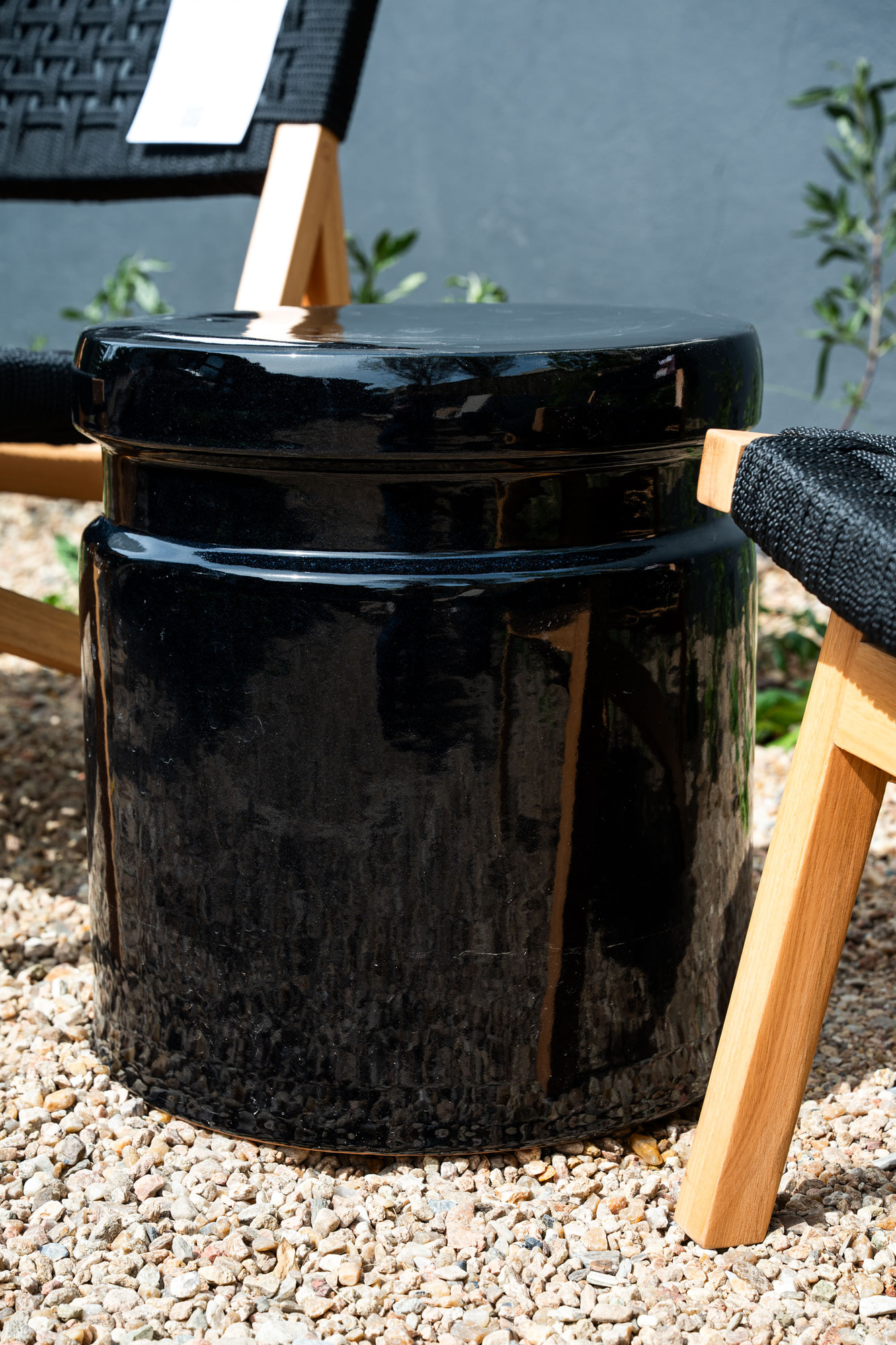 Stool - Imagen secundaria