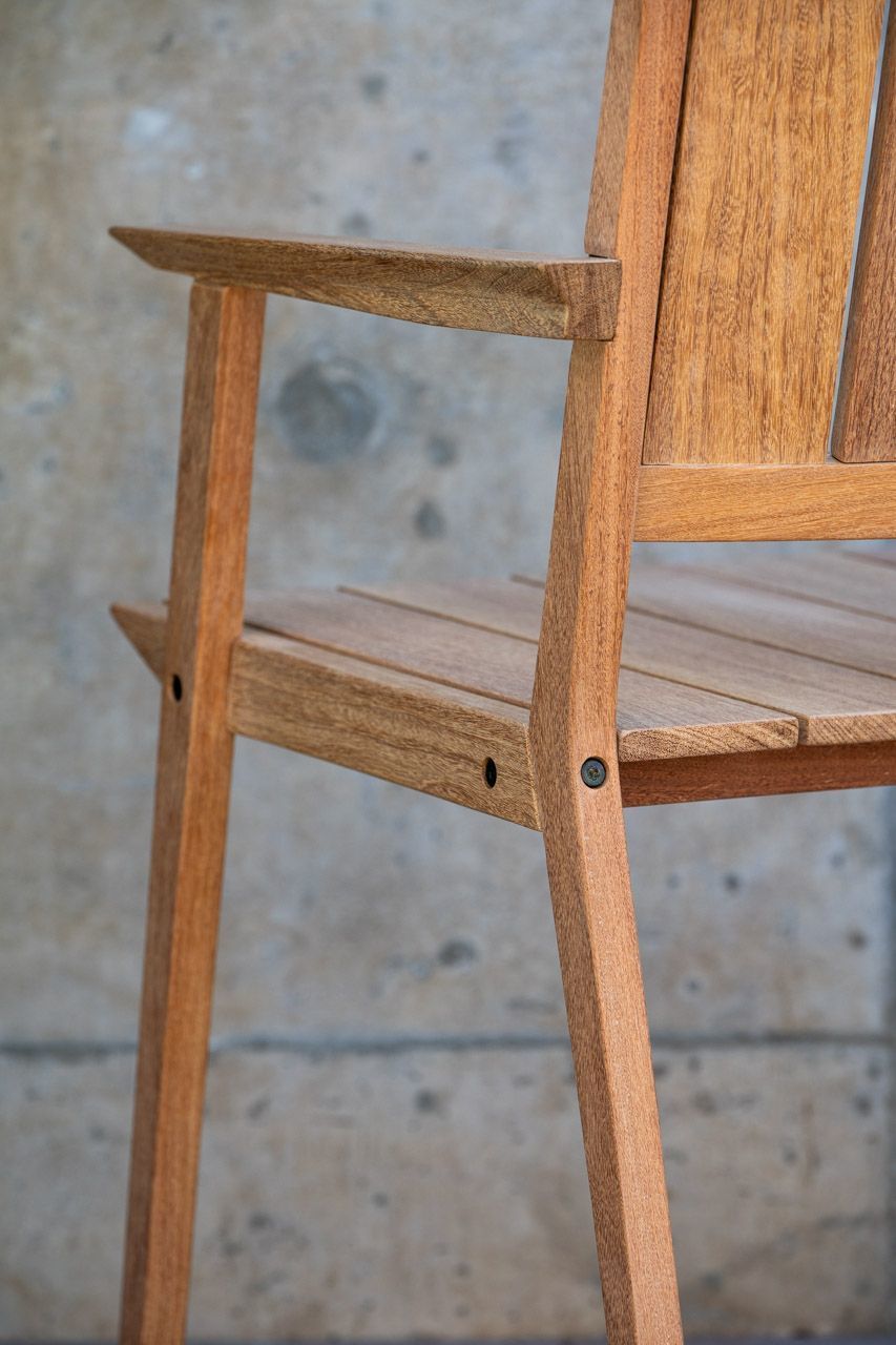 Silla Diamantina con posa brazo