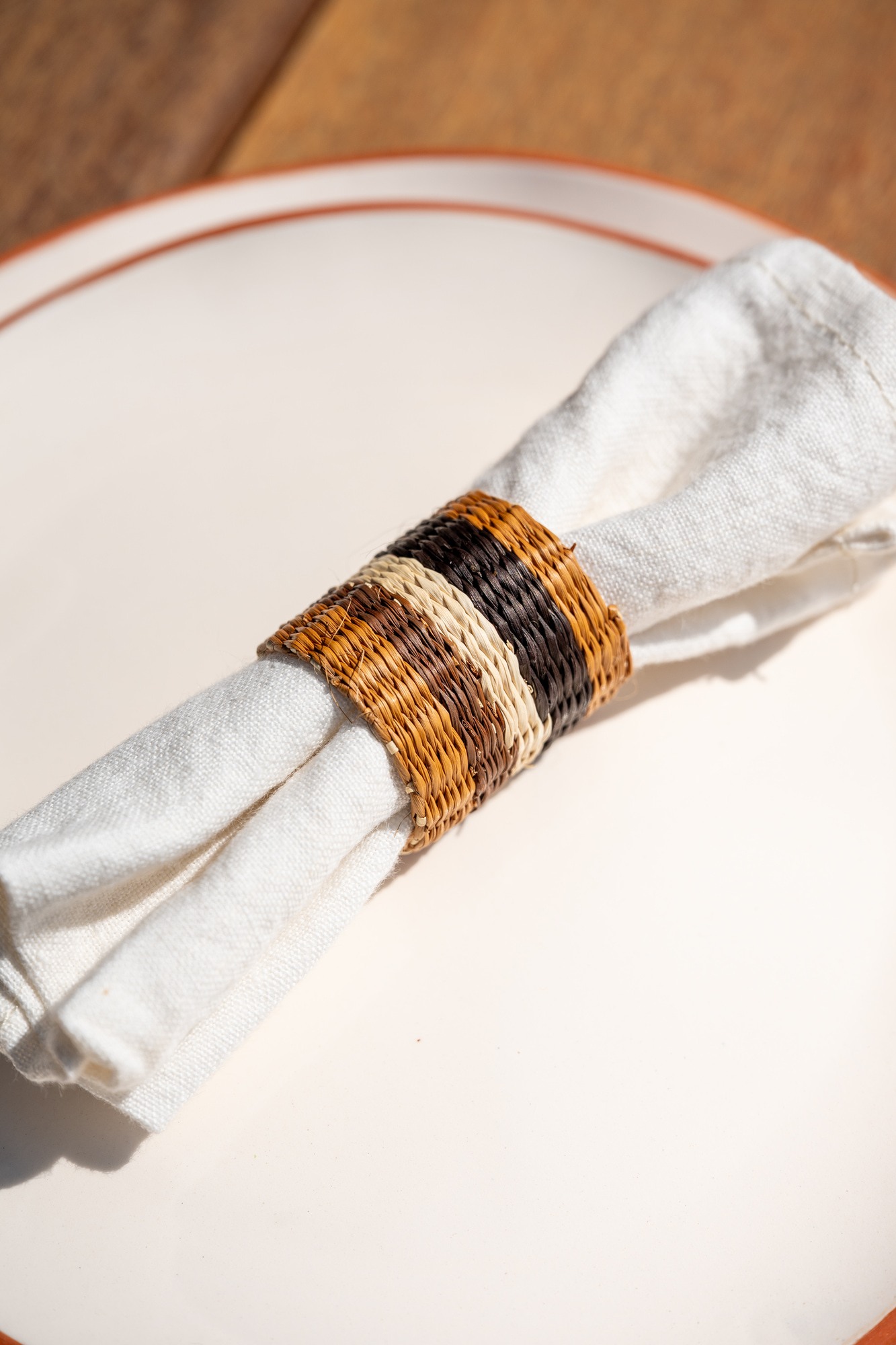 Napkin Ring Iraca