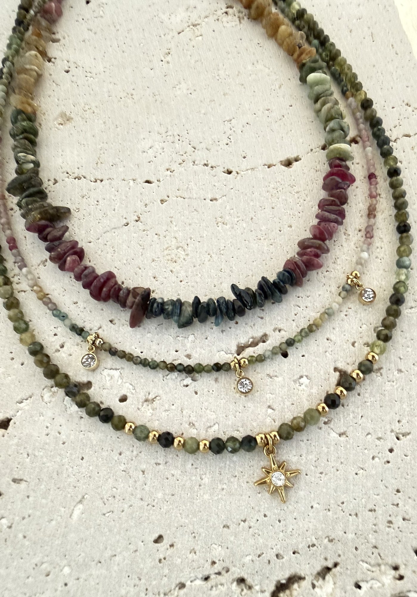 Collar CARLA de piedras naturales