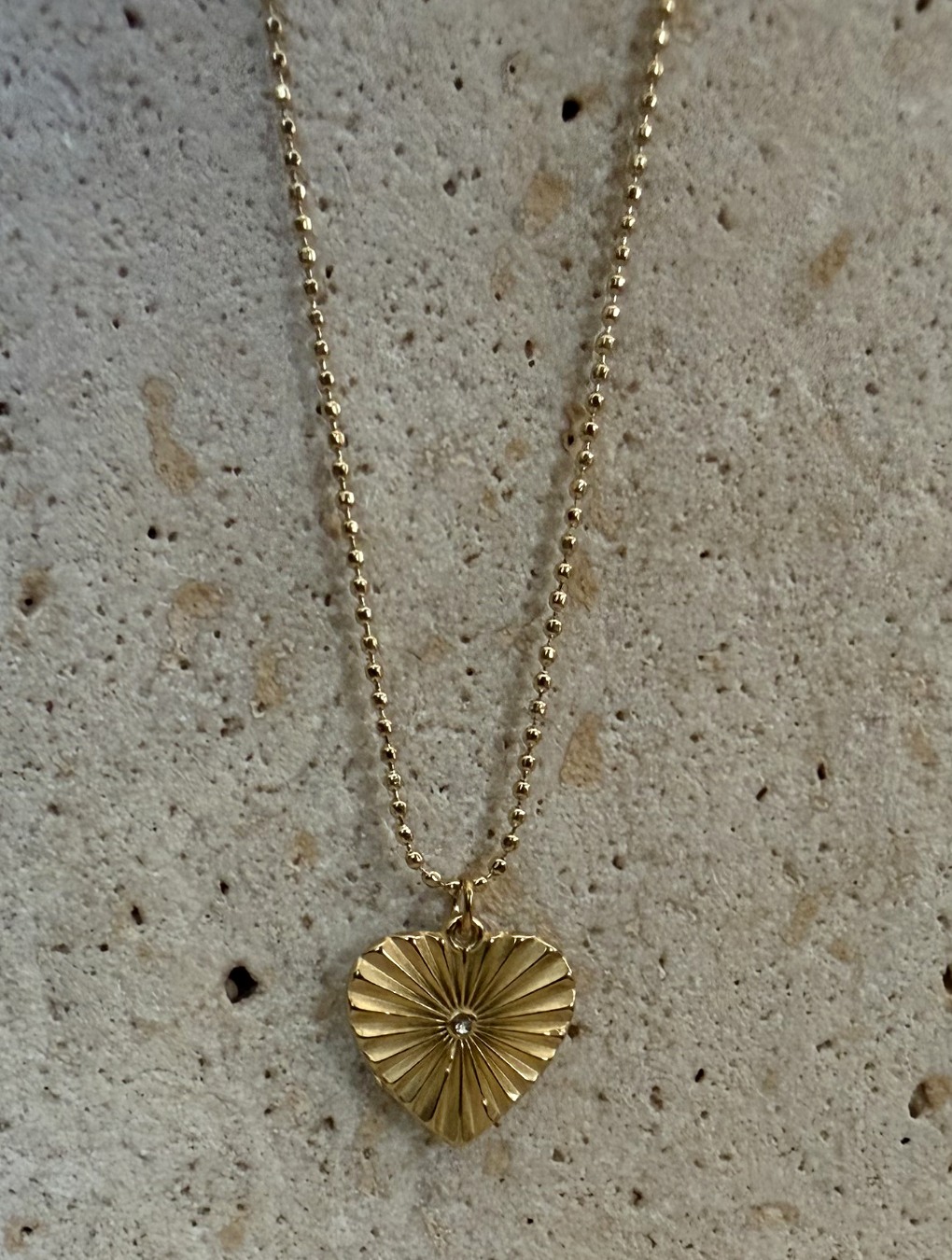 Collar CORAZON en acero