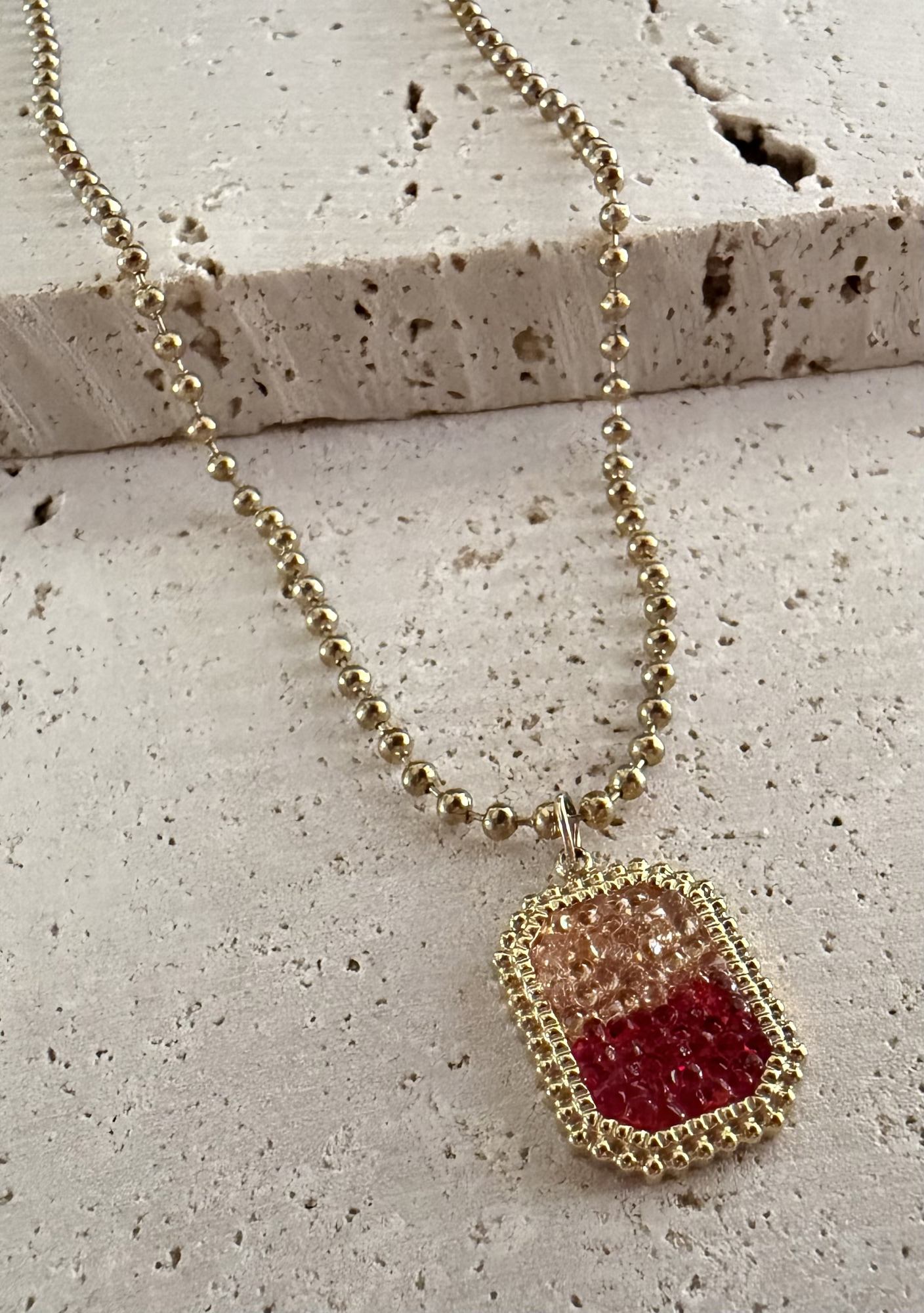 Collar RIVA en acero