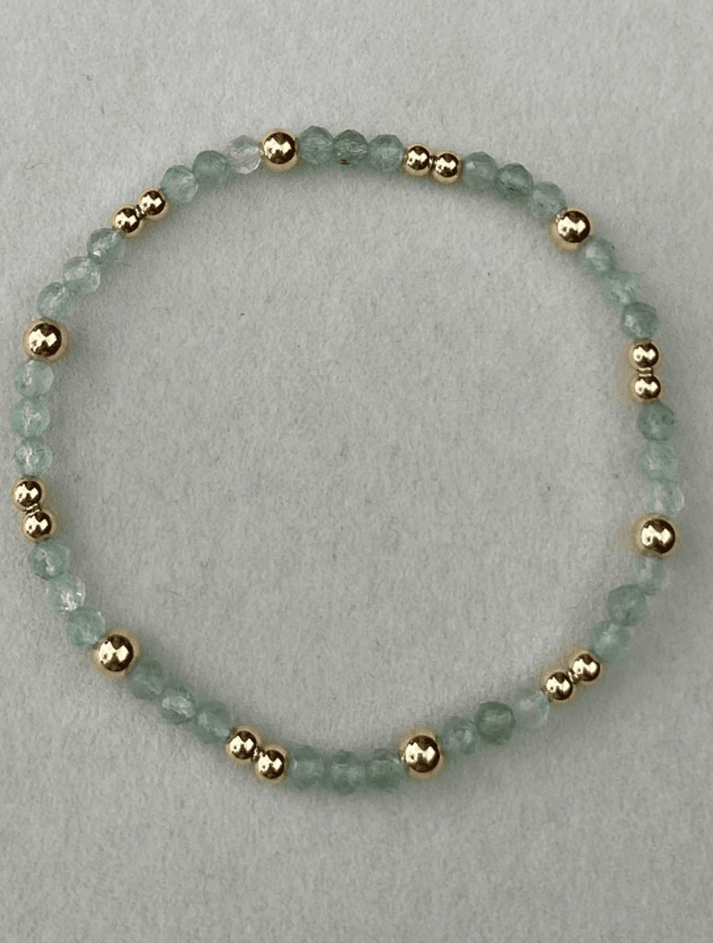 Pulsera PALI, Goldfilled con piedras naturales