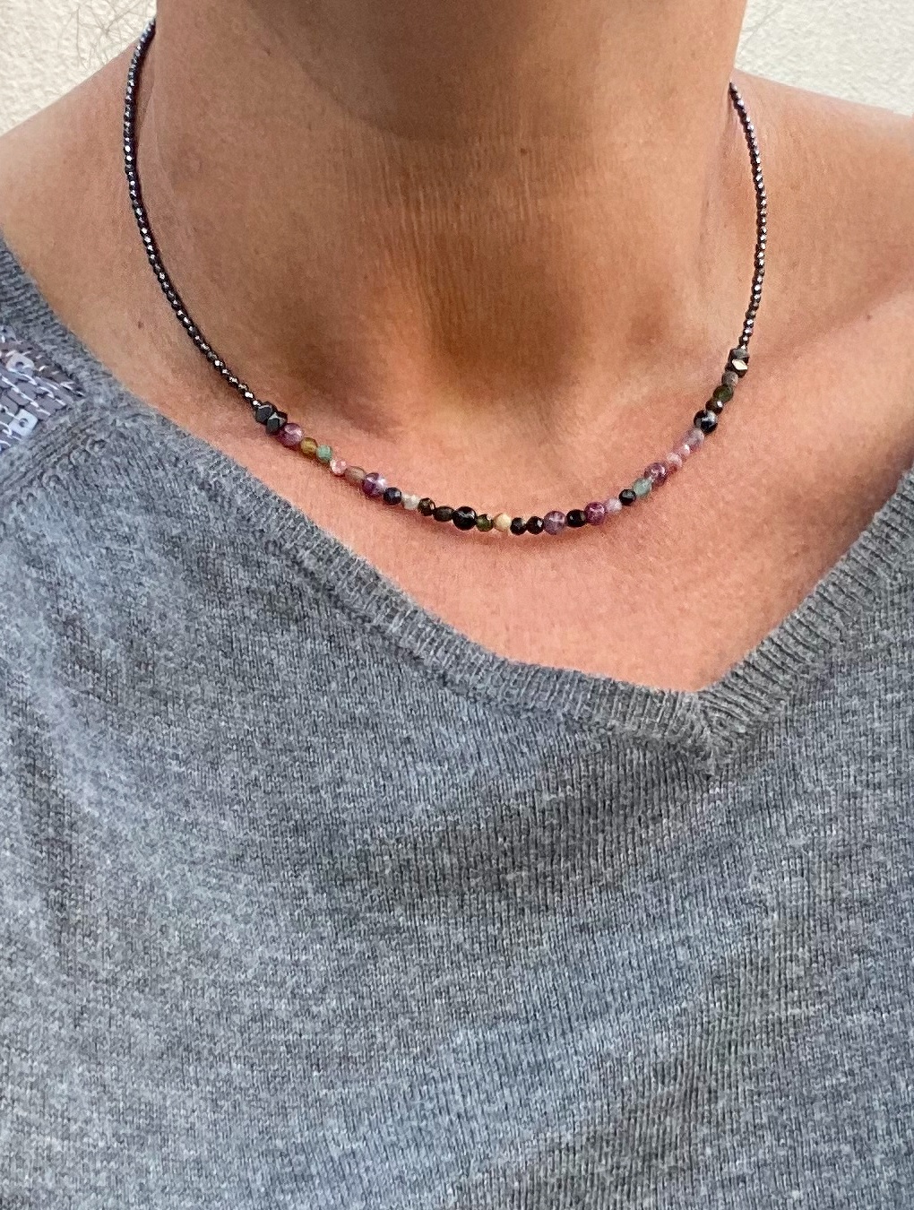 Collar MYKONOS con hematita y piedras naturales
