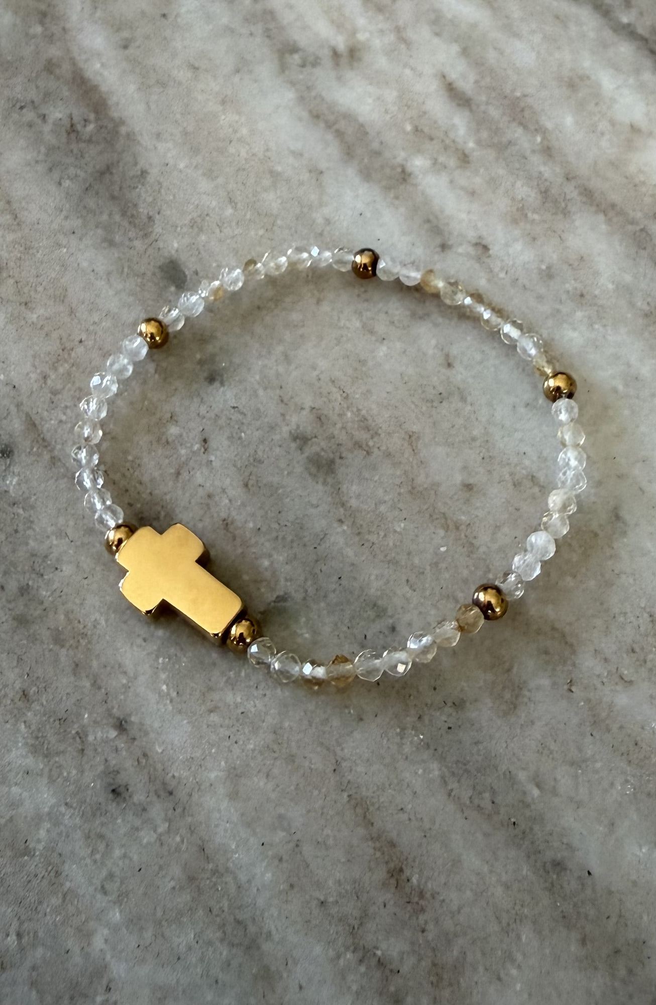 Pulsera CRUZ en acero y piedras naturales