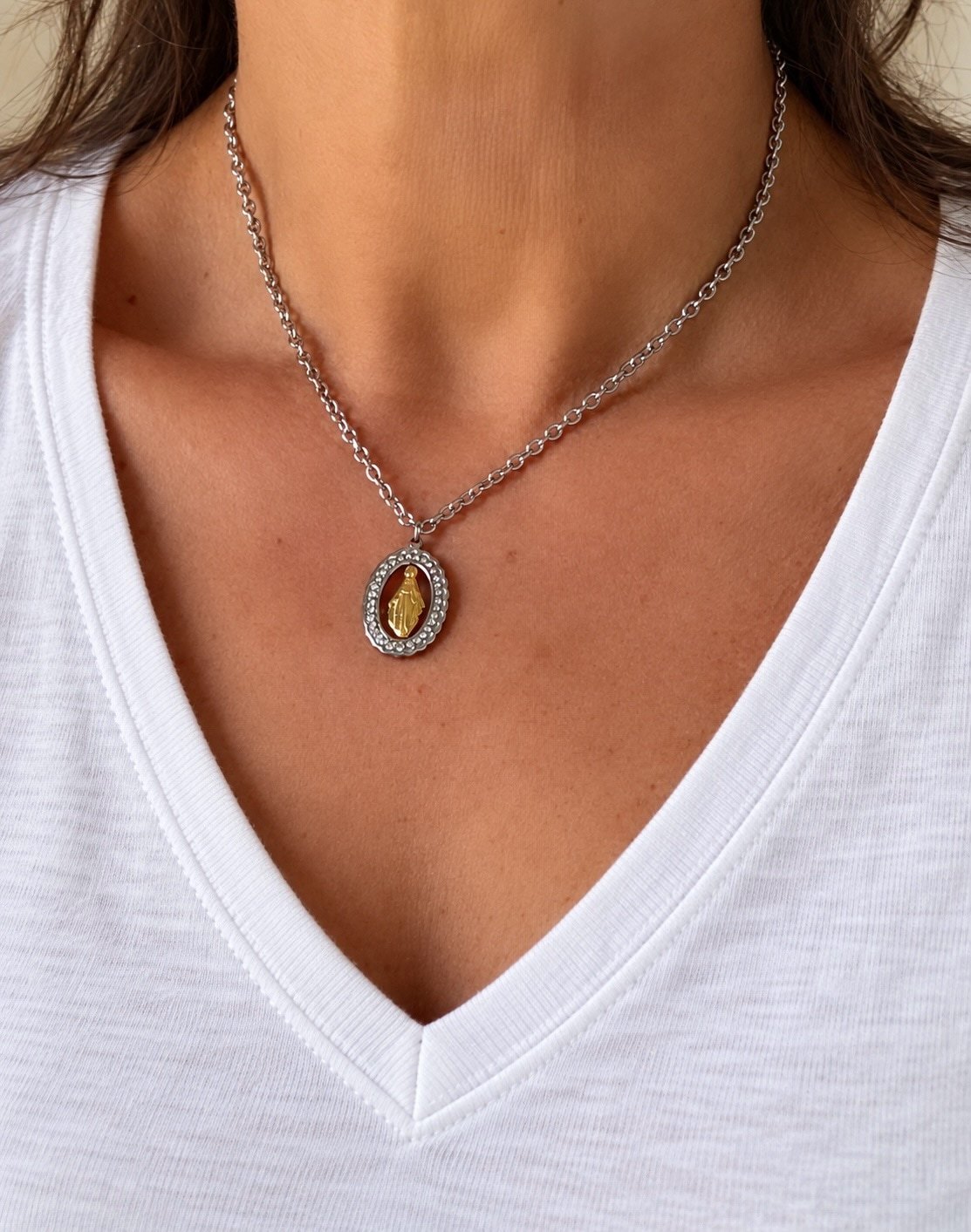Collar SERENA en acero plateado