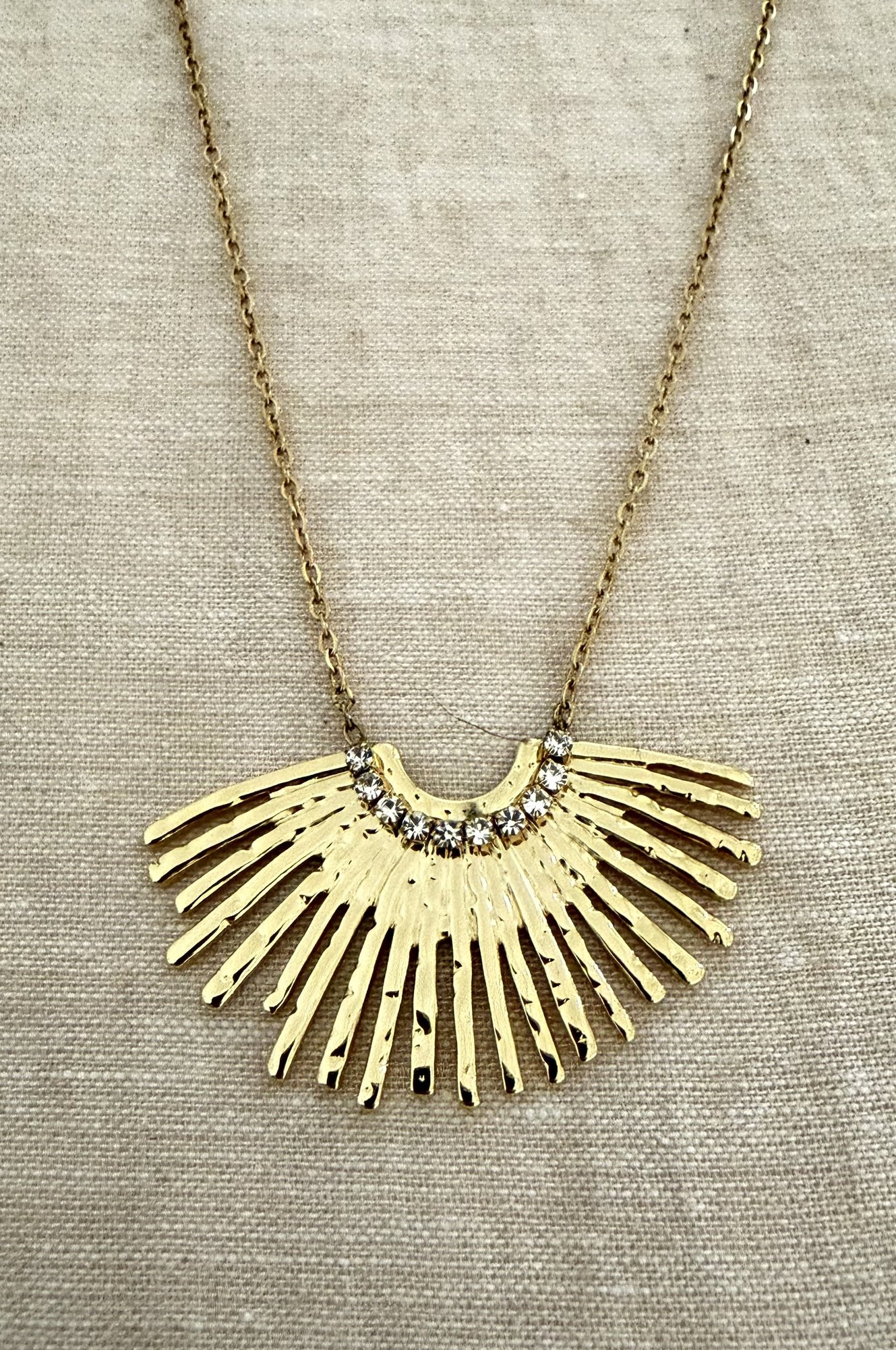 Collar LUMBRE en acero