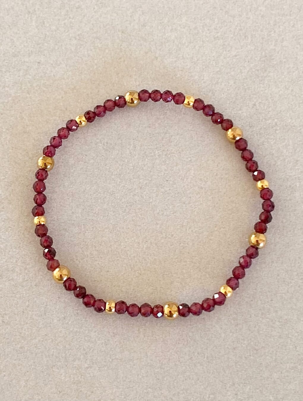 Pulsera VERONA en acero y piedras naturales