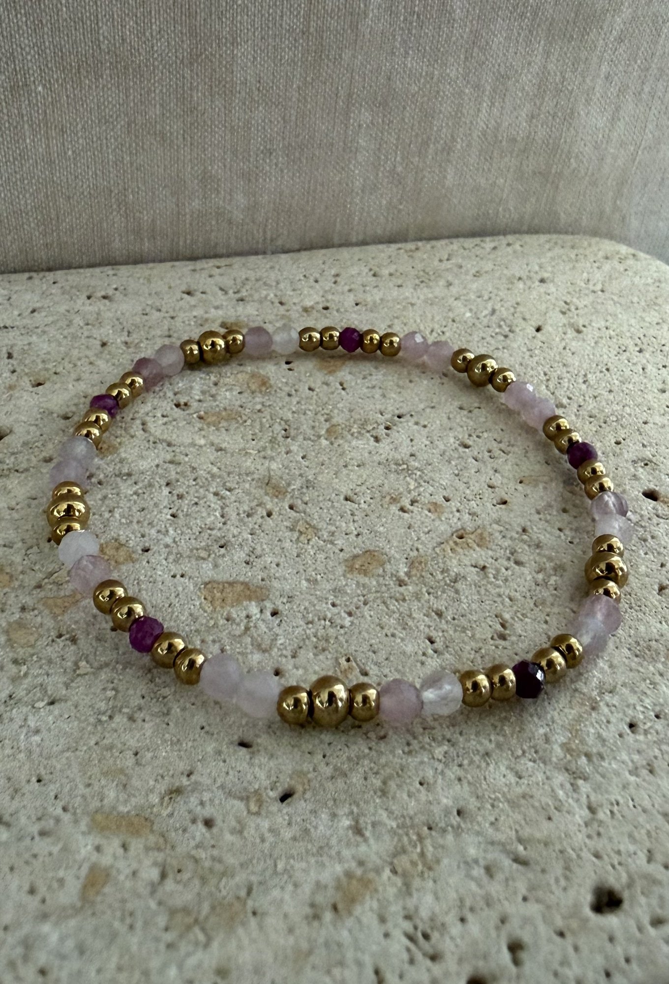 Pulsera RIVIERA en acero y piedras naturales