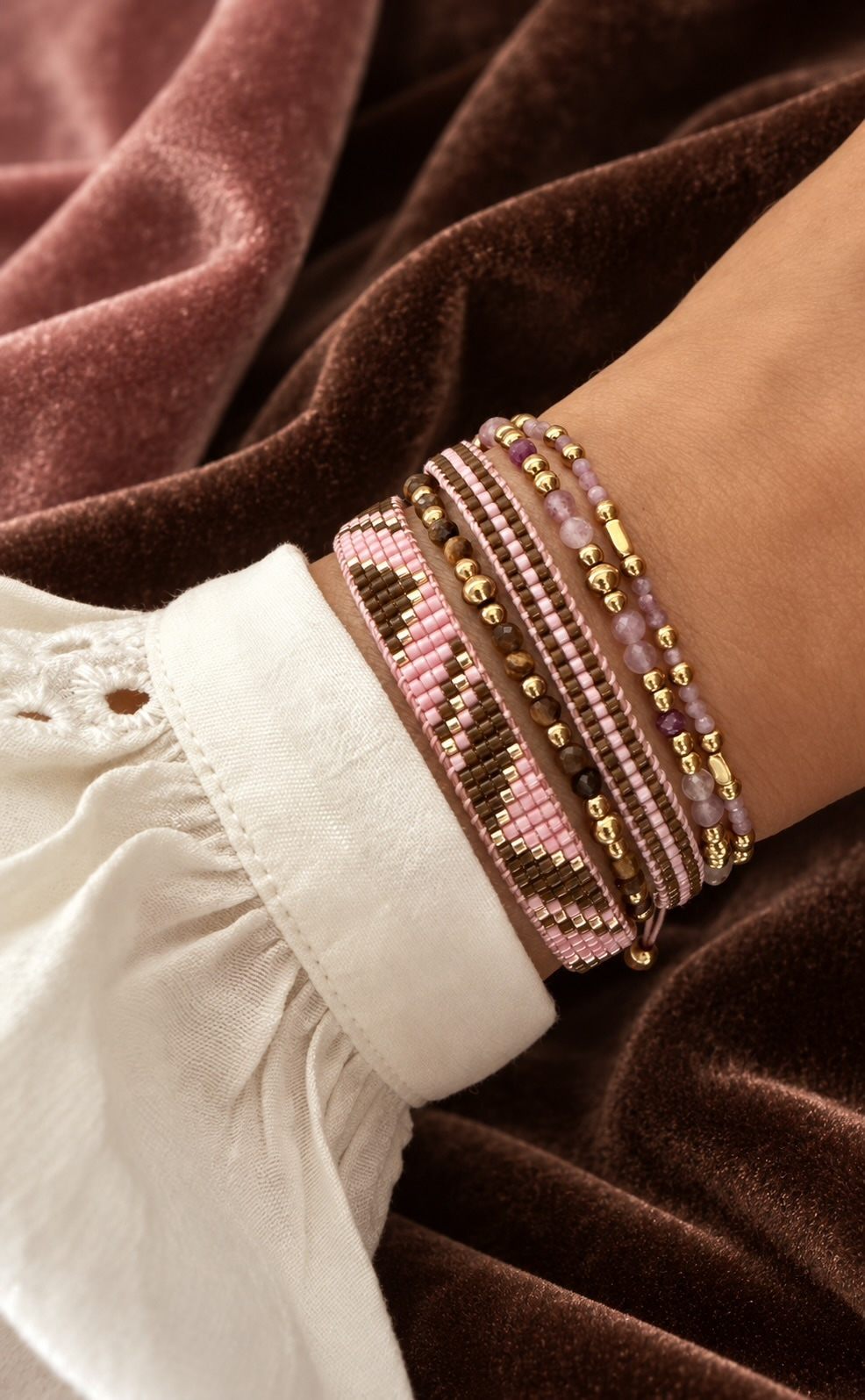 Pulsera MIA tejida